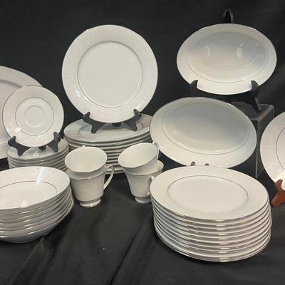 Noritake Ranier China Set 
