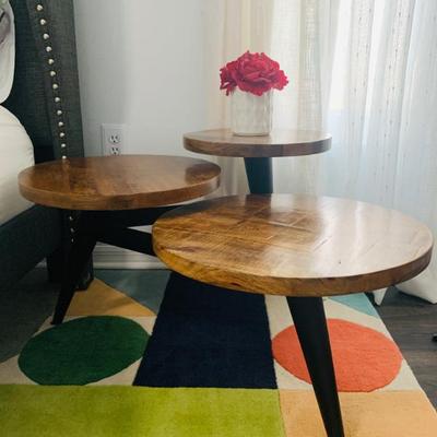 Sale Photo Thumbnail #6: Tiered side table 