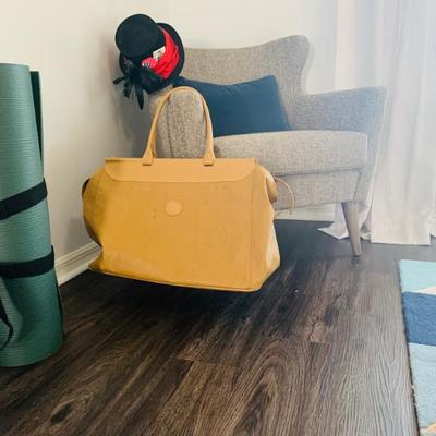 Sale Photo Thumbnail #8: Mid-century wingback chair, satchel, yoga mat, mad hatter top hat 