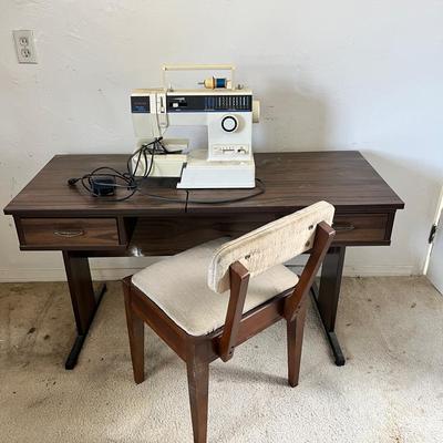Vintage Singer  Sewing Machine , Table & Chair