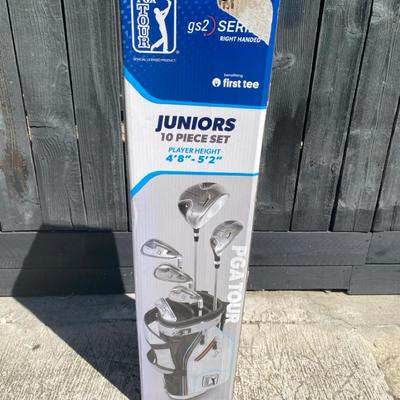 PGA Tour Junior 10 Piece Golf Club Set (New)