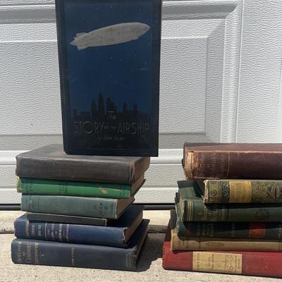 Vintage Books-  History