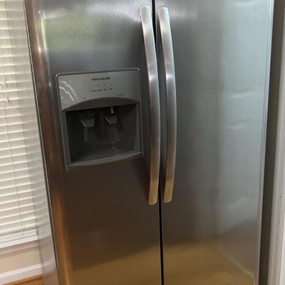 Frigidaire Side-by-Side Stainless Steel Refrigerator