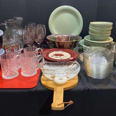 Dinnerware Featuring Gibson & Pfaltzgraff 