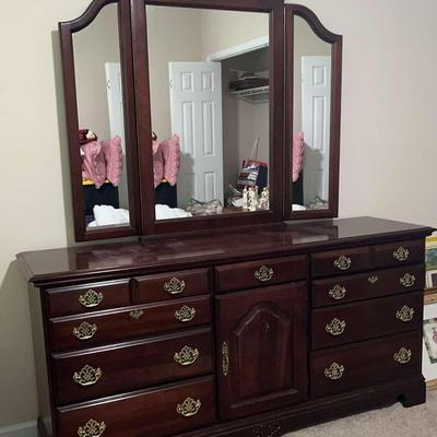 Traditional Wooden Dresser with Folding Mirror and Brass Hardware