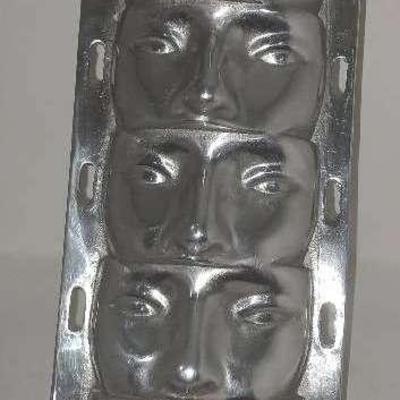 Esculturas Utilitarias Aluminum Metal Plaque Sculpture