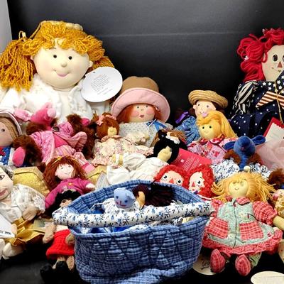 Various Branded Soft Dolls 