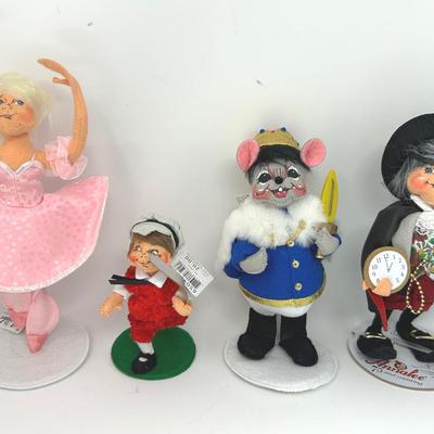 Annalee Collectibles 