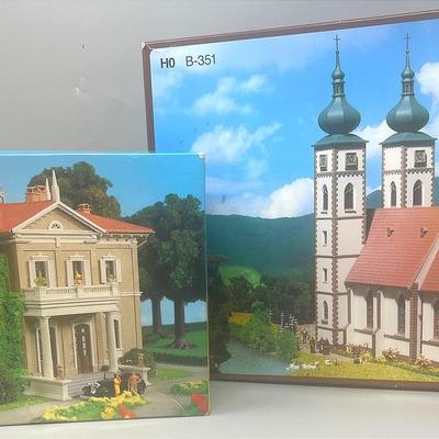 Faller Church (complete ) & Kubrick House (incomplete )