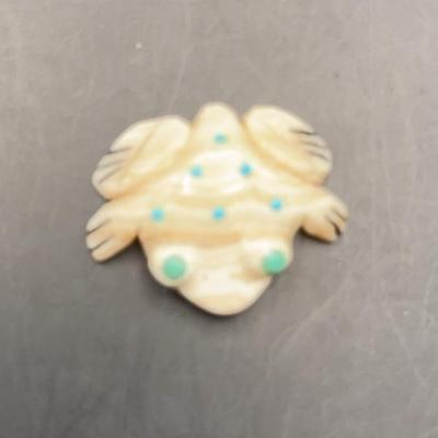 Zuni Picasso Marble Frog w/ Turquoise Inlay Signed By Artist Laura Quam