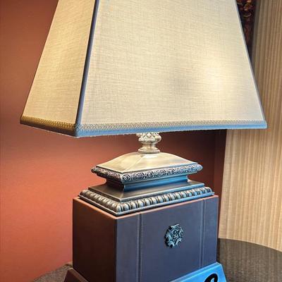 Classic Metal Table Lamp 