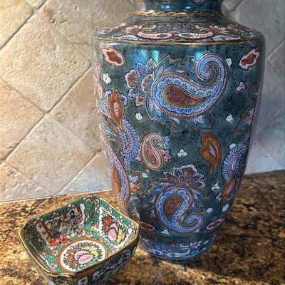 Beautiful Hand Painted Chinese Porcelain