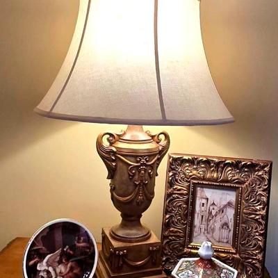 Urn-style Lamp, "Connoisseur" Plate, & So Much More