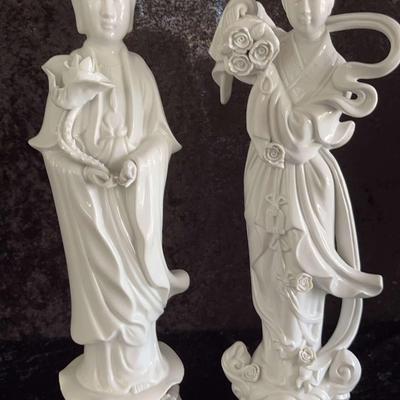 12 Kwan-yin Antique Statues In White Ceramic