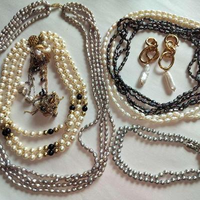14k Gold Clapse Genuine Pearl Necklace + Assortment Of Genuine Pearl Earrings & Necklaces