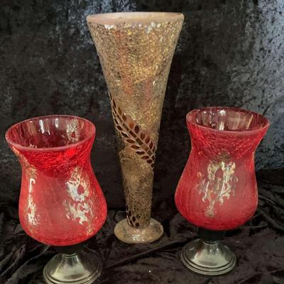 Set Of 2 Ruby Red Crackleglass Globes & Mosaic Fluted Vase
