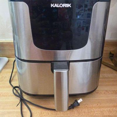 Kalorik 5.3 Quart XL Air Fryer Pro With Digital Touch Screen Working