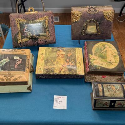 5 Antique photo albums Filled with old photos 