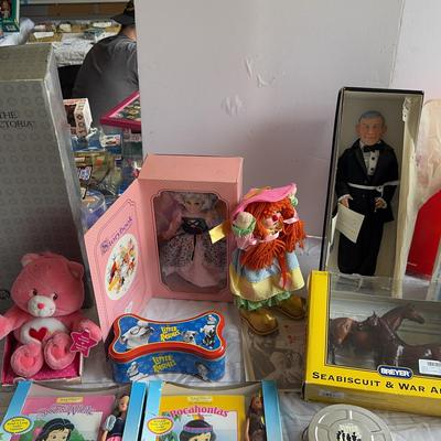 Storybook Gift Pack Dolls, Jorge, Buyer Doll Horses 