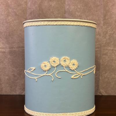 Vintage Blue White Decorative Waste Bin