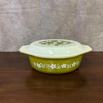 Lidded Pyrex Casserole Dish