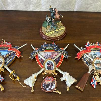 Civil War Memorial Wall Plaques With Civil War Statuette Collectors Items