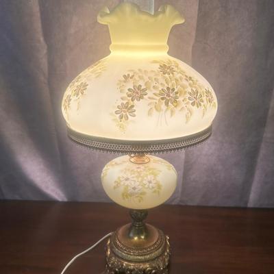 Vintage Louis Piper Hand Painted Fenton Uranium Glass Lamp