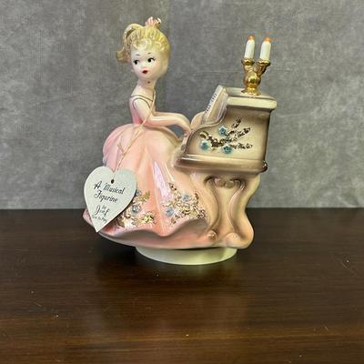 Vintage Josef Originals Musical Figurine