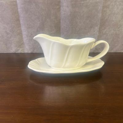 White Ceramic Pfaltzgraff Gravy Boat & Platter