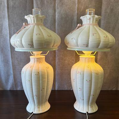 Vintage Decorative Ceramic Lamp Pair