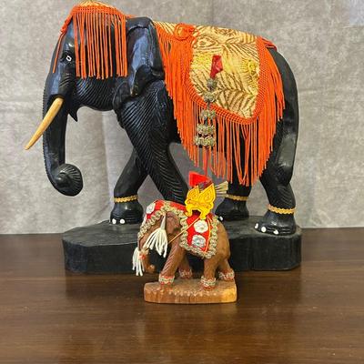 Hand Carved Wooden Elephant Set 