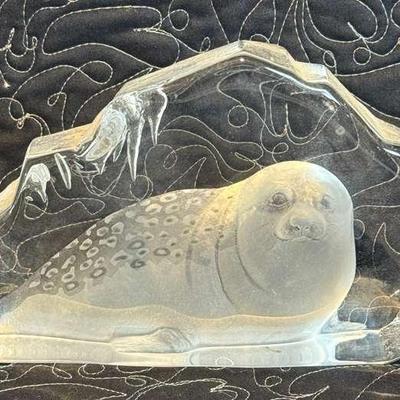 Mats jonasson crystal seal figurine