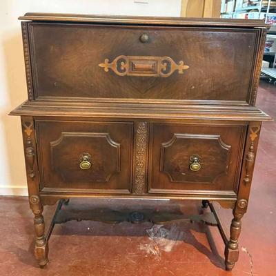 Jacobean influenced radio cabinet