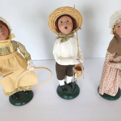Colonial Williamsburg Byers' Choice Dolls