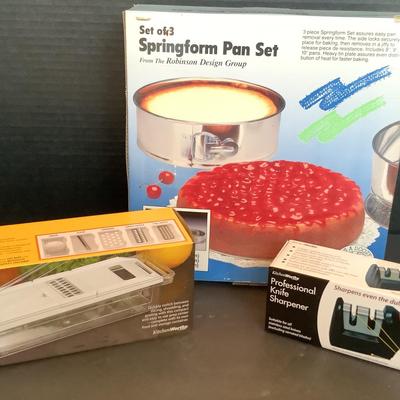 Trio Of Useful Kitchen Gadgets 