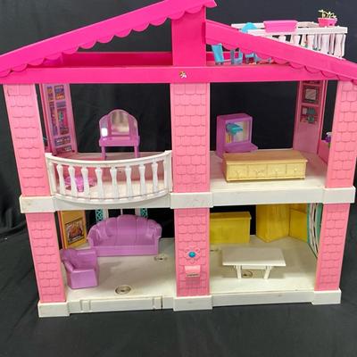 Doll House 