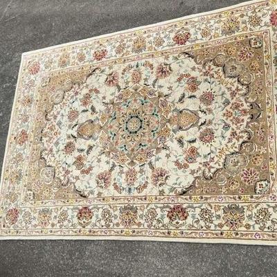 Floral Rug 1