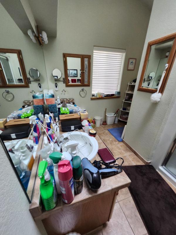 Sale Photo Thumbnail #149
