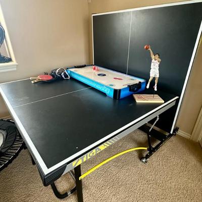 Sale Photo Thumbnail #169: Ping Pong Table