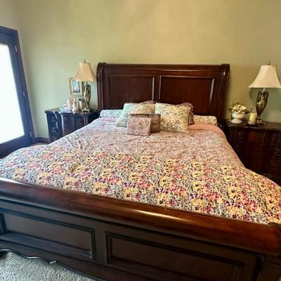 Sale Photo Thumbnail #57: King Bedroom