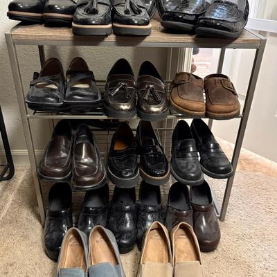 Womens Shoes And Shelf