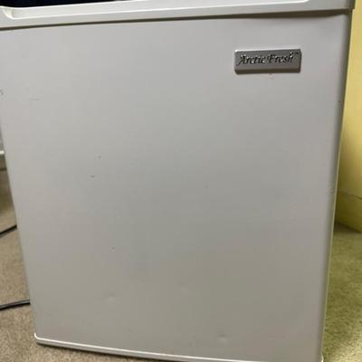 Arctic Fresh Mini Fridge 