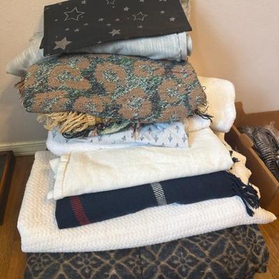 Sale Photo Thumbnail #737