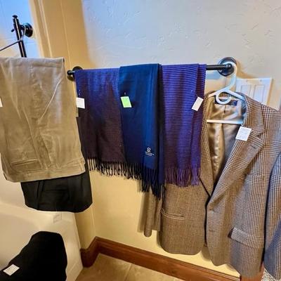 Sale Photo Thumbnail #303