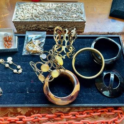 Sale Photo Thumbnail #179