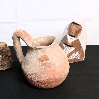 Southwest Native American Carved Stone Art, Pottery, Natural Stone