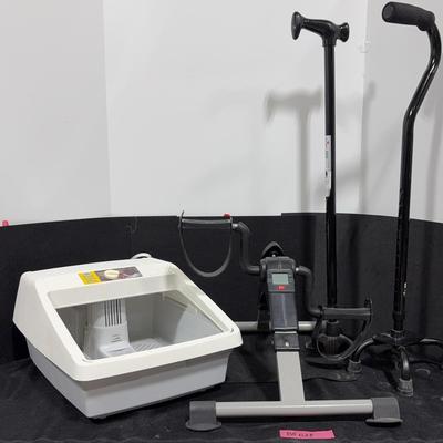 BG028 Foot Bath, Exerciser And Walking Assistance 