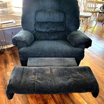 BE100 Oversized Blue Recliner Chair