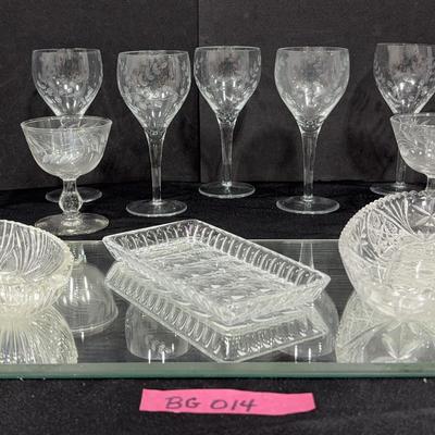 BG014 A Glass For Your Drink 