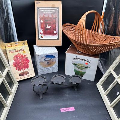 BE971 Variety Of Home Crafts & Elements 
